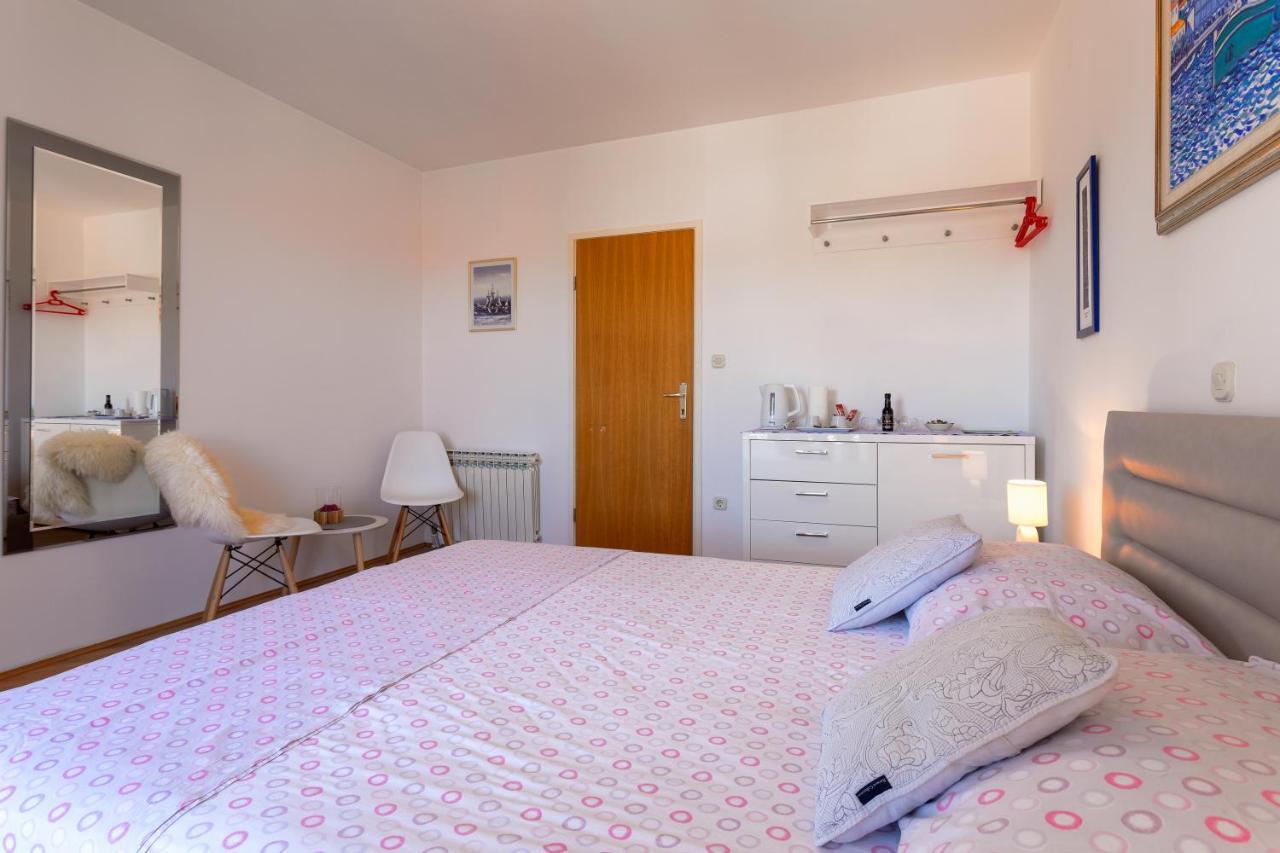 Apartment Jakic Hvar Town